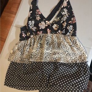 Libby Edelman Black and Pink Floral Top